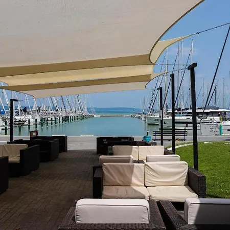 Yacht Club A I15 Apartmán